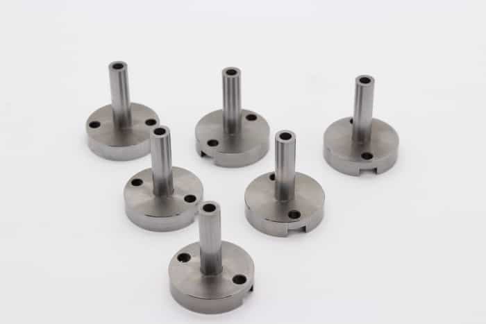 冲孔冲头哪种材质耐冲-惠翔模具为您解析